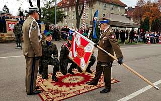 Elbląski Pułk Wsparcia Dowodzenia otrzymał sztandar. „To od zawsze był symbol zwycięstwa, nadziei i patriotyzmu”